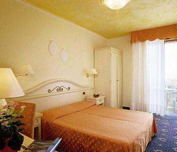 Hotel Montecarlo